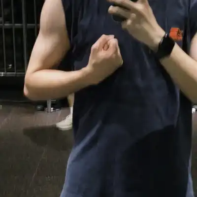 萧一佑